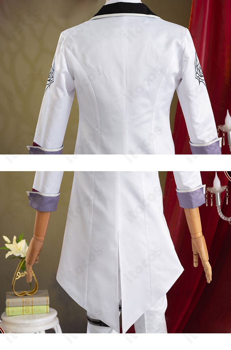 衣装背面の細部。コート裾のカッティングや背面の装飾ラインを強調。