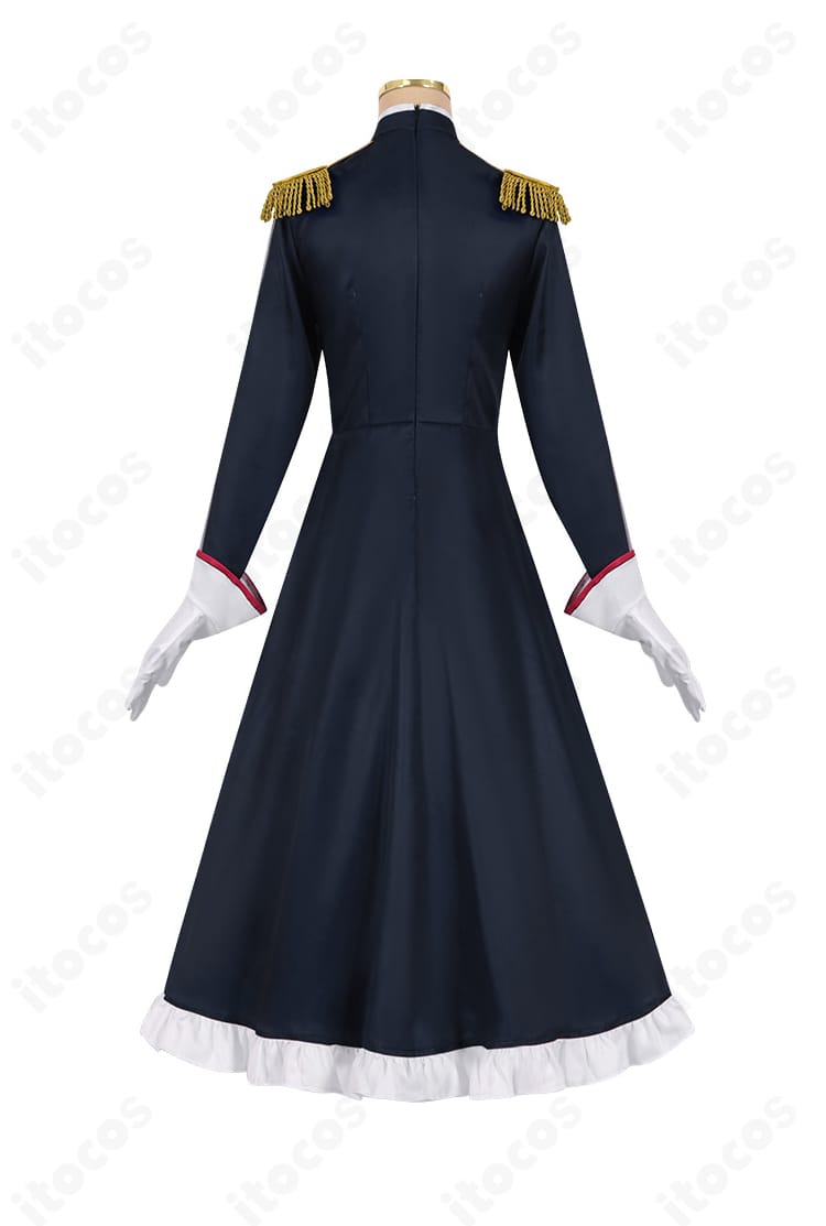 大川村寧コスプレ衣装の背面。背面の切替と裾の仕上げ、ラインの美しさが伝わる写真。