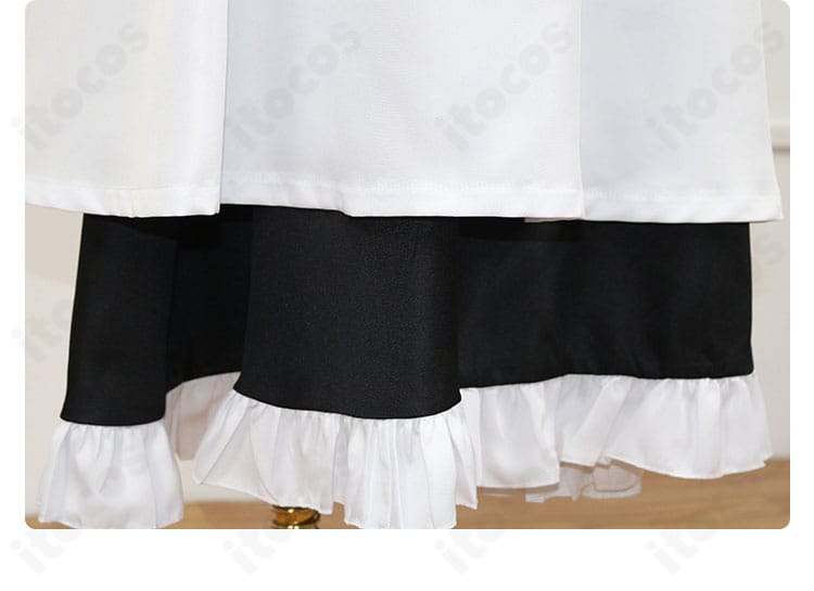 大川村寧 メイド衣装 スカート部。フリルとレースの層構造、裾の広がりが伝わるディテール