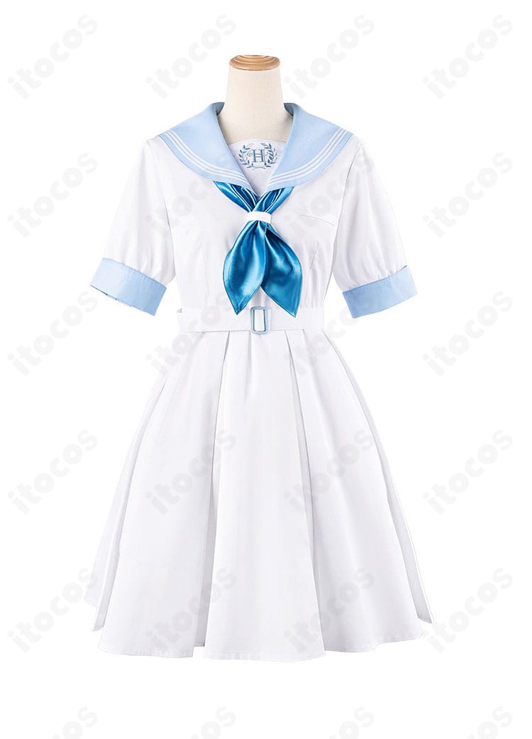 『ほろはにヶ丘高校』制服コスプレの正面全体。Aラインワンピースとロングスカーフ、ベルト位置のバランスが分かるフロントビュー。