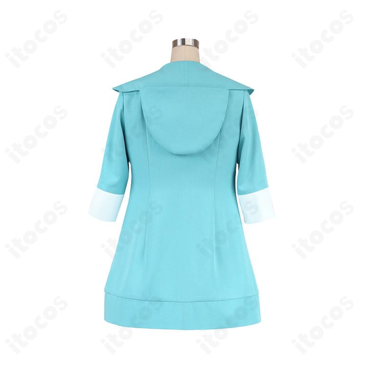 ポケットモンスター リコ 私服コスプレ衣装の背面。コートのシルエットと後ろ姿のラインを確認できる画像。