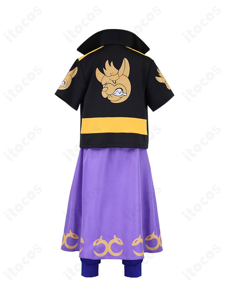 ポケモンSV カキツバタ コスプレ衣装の背面全身。背面意匠と裾ラインの構成が分かる角度