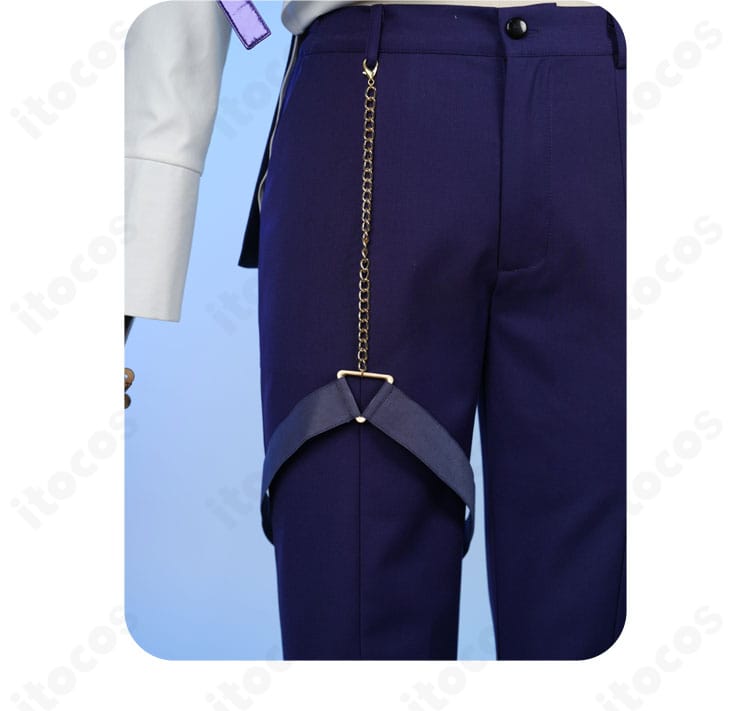 氷鷹北斗 Faraway MV衣装の腿部アクセサリー。脚元の装飾がアクセントになる様子。