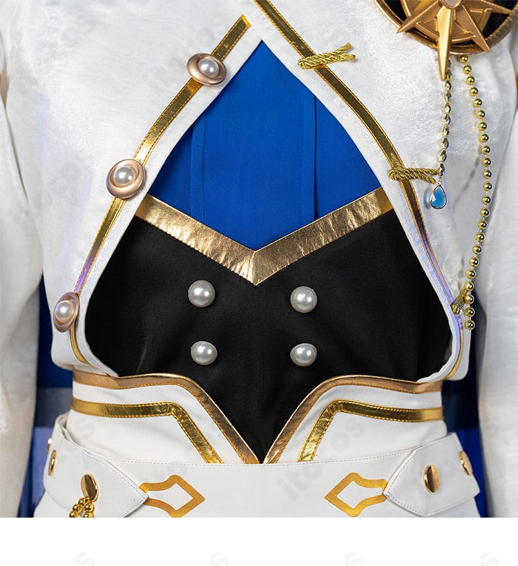 深海奏汰 衣装の腰部飾りとチェーンの配置ディテール