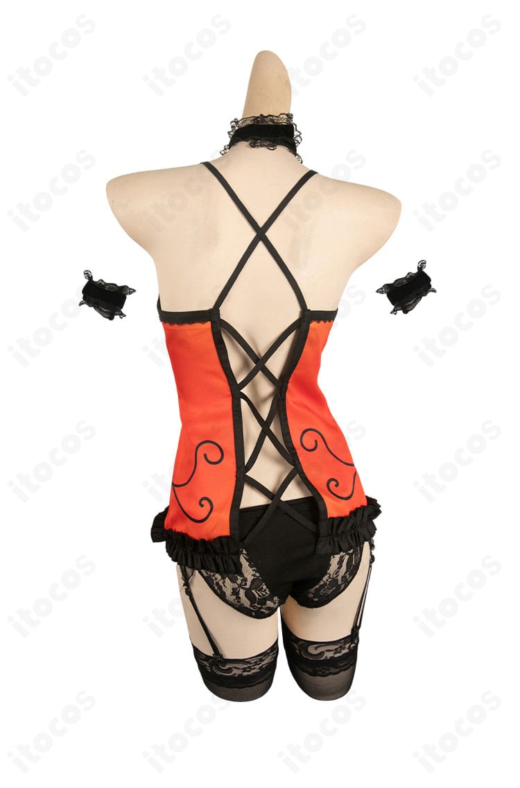 時崎狂三 ランジェリーVer.の背面。背中のストラップ構成とフリルの分量、ヒップラインのシルエットを詳細に撮影。