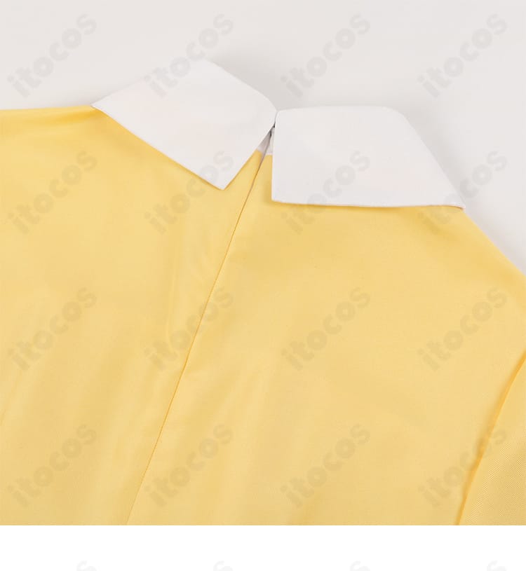 ソフィー・ハッター コスプレ衣装の背面装飾クローズアップ。縫製ラインと装飾の質感を確認できる画像。