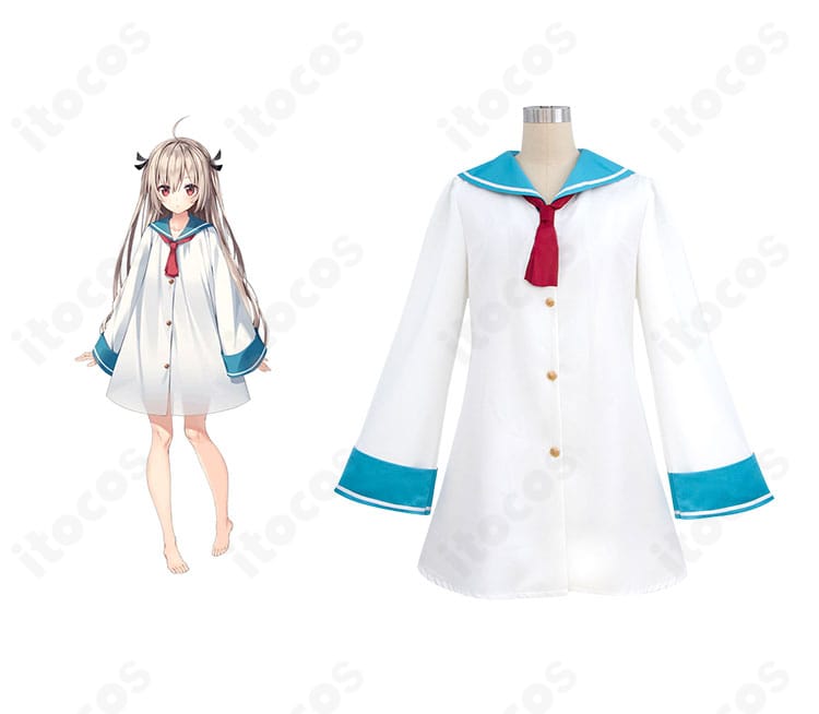 アトリのセーラーワンピース正面とキャラクタービジュアルの比較。襟とスカーフ位置まで忠実に再現したコスプレ衣装