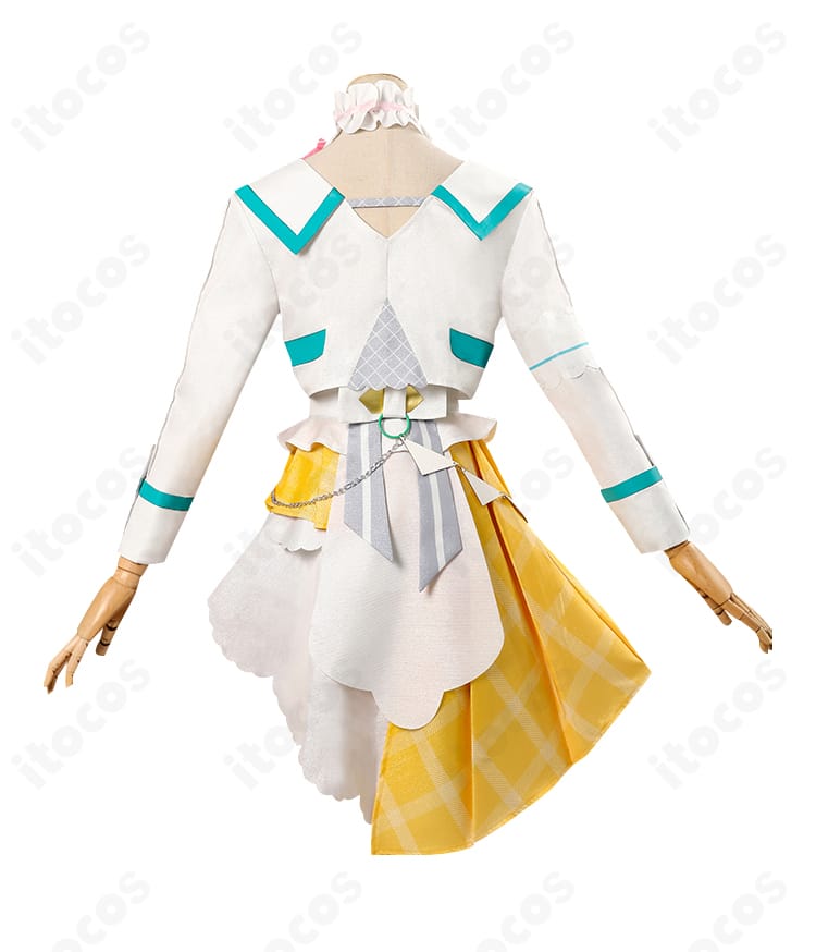 初音ミク ファンファントリップ衣装 背面の配置（スカート後ろ姿と装飾バランス）