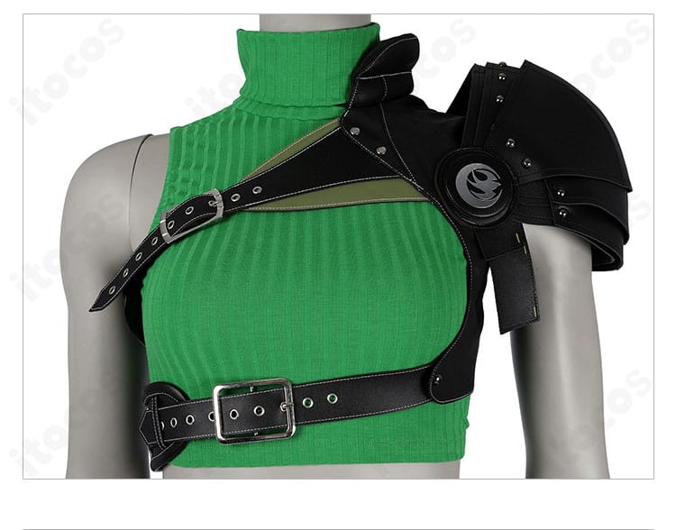 肩飾り（ショルダーアーマー）の装飾ディテール接写。金具と表面の質感を再現。