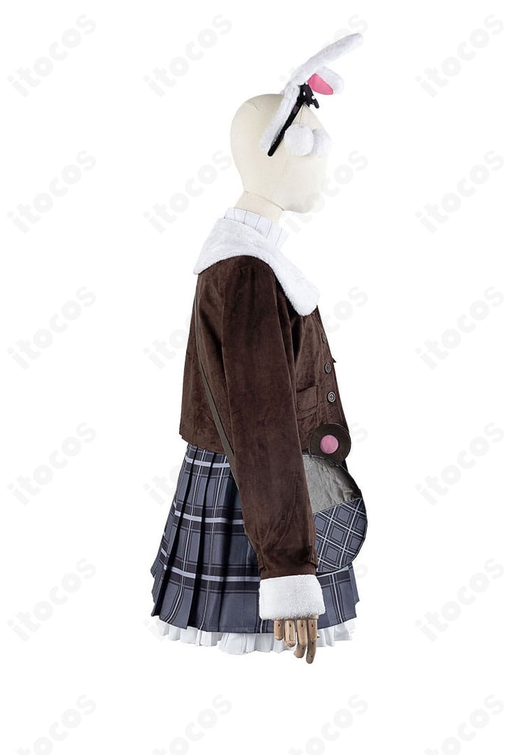 天宮こころ あまよる衣装 右側ディテール。肩ベルトとスカートの縁取り装飾の近接写真