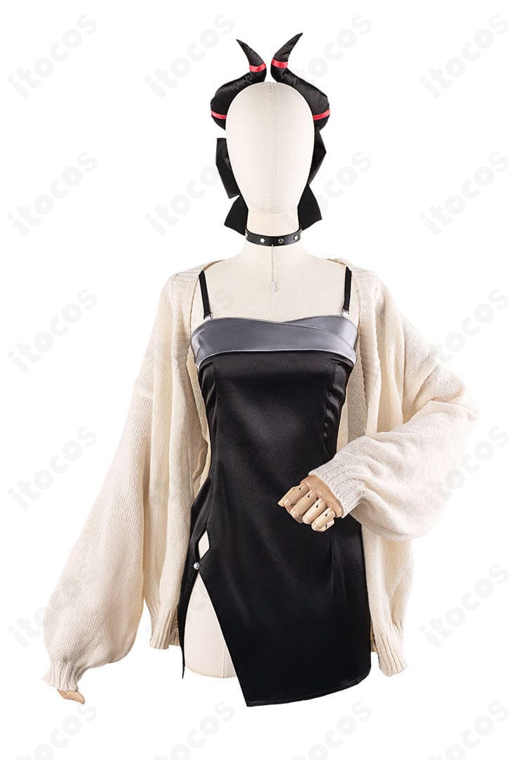 鬼方カヨコ ドレス コスプレ衣装の正面全身ビュー（コート＋ワンピース）