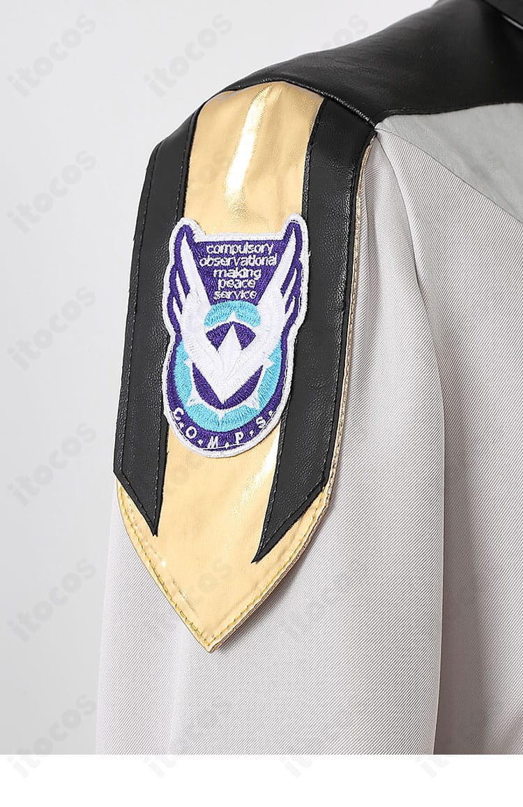 マリュー・ラミアス コスプレ衣装の右肩・袖ディテール｜構造ラインと再現性の近接