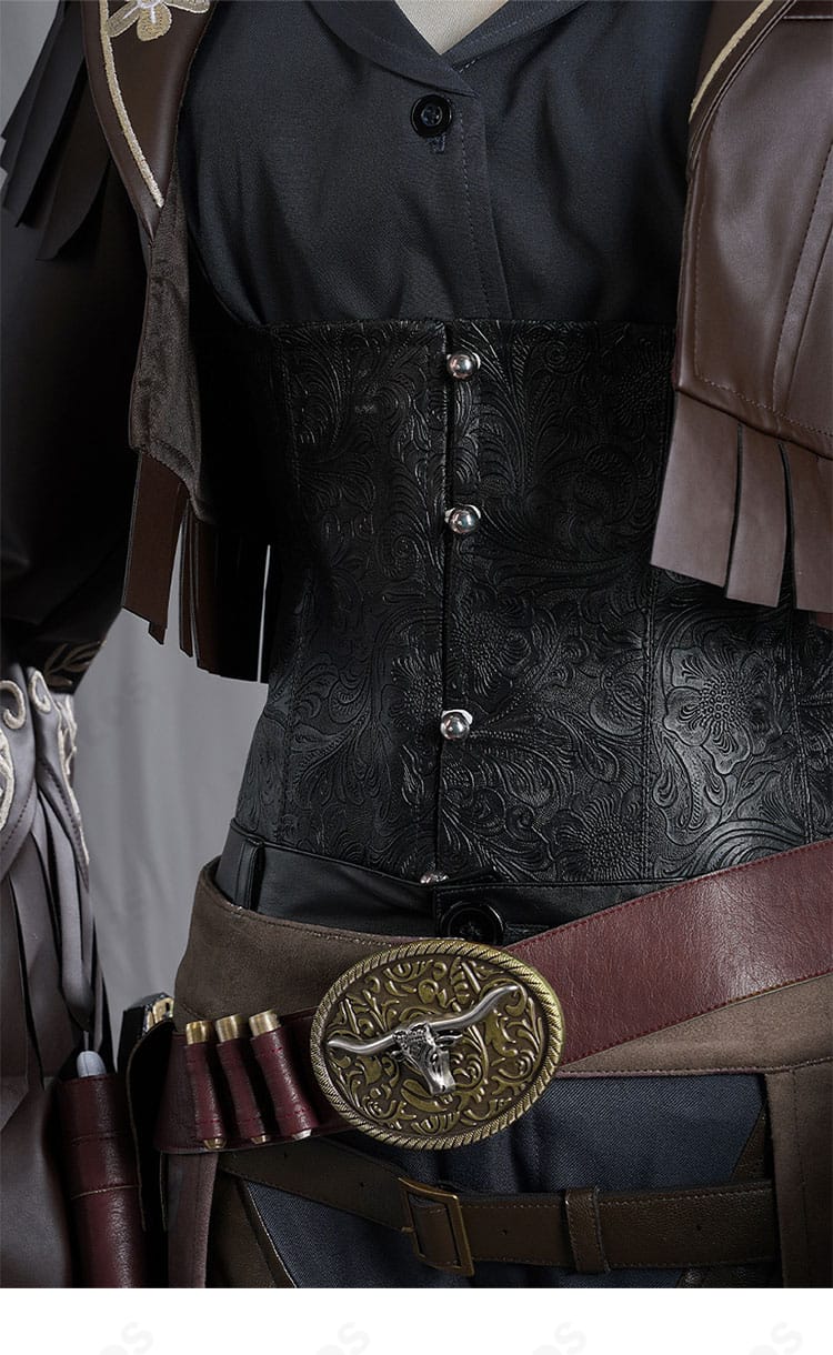 第五人格 バーメイド ブラックローズ 腰飾りのクローズアップ。薔薇モチーフと金属調パーツの配置を再現。