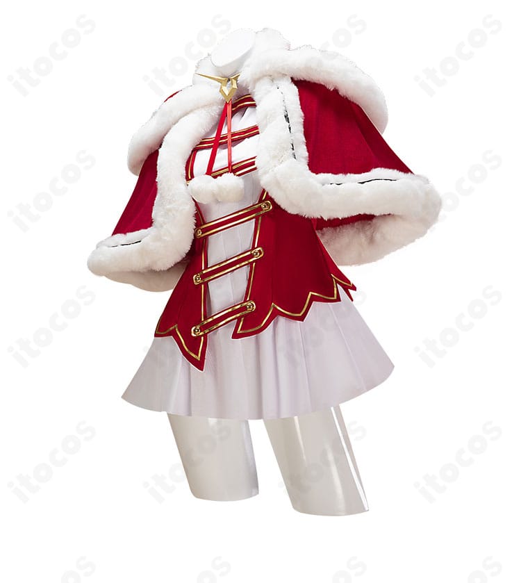 C.C. サンタ衣装の左側面。袖口と手首飾りの配置、ケープのボリュームを表示。