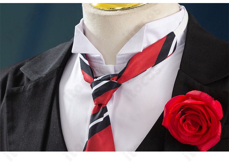 エドガー・レドモンド衣装の襟部分。精緻な装飾とステッチのアップ