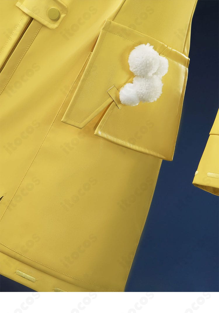 シックス コラボ衣装のポケット・フラップ周辺ディテール。実用性とデザイン性を表現。