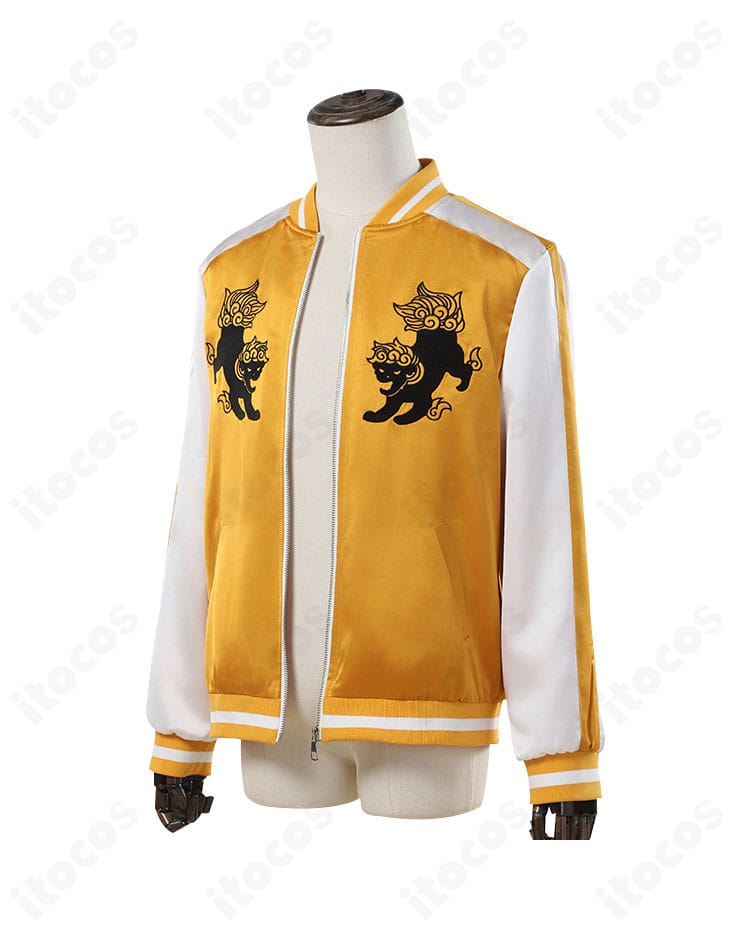 WIND BREAKER スカジャンの側面。肩から袖のラインと生地感、リブの締まりを示すディテール画像