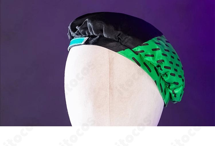 サイバーパンクデッドボーイ衣装の帽子装飾ディテール。ブリムとアクセントの形状を強調。