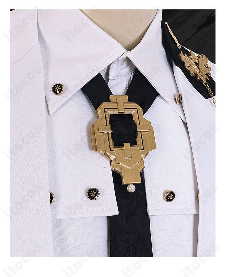 恋と深空 ホムラ コスプレ ネクタイの装飾ディテール。結び目の形と色味のアクセントを示す近接写真