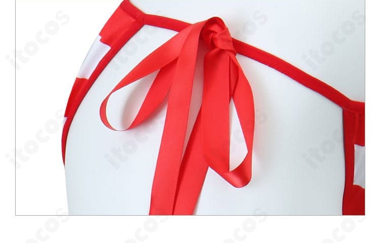 パンツ側面の装飾と結びデザインを示すネロ・クラウディウス水着コスプレのクローズアップ