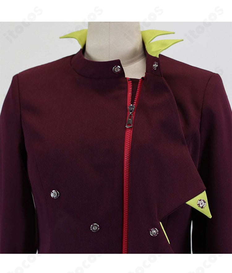 コルサ衣装のディテール。縫製ラインや質感、装飾の配置が確認できる近接写真