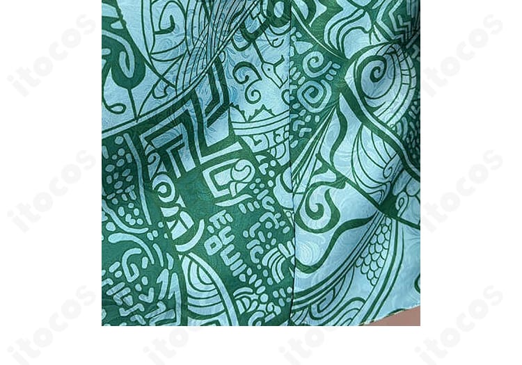 コスプレ衣装 内側構造ディテール｜当て布や縫い代処理で着心地を高めた仕立て