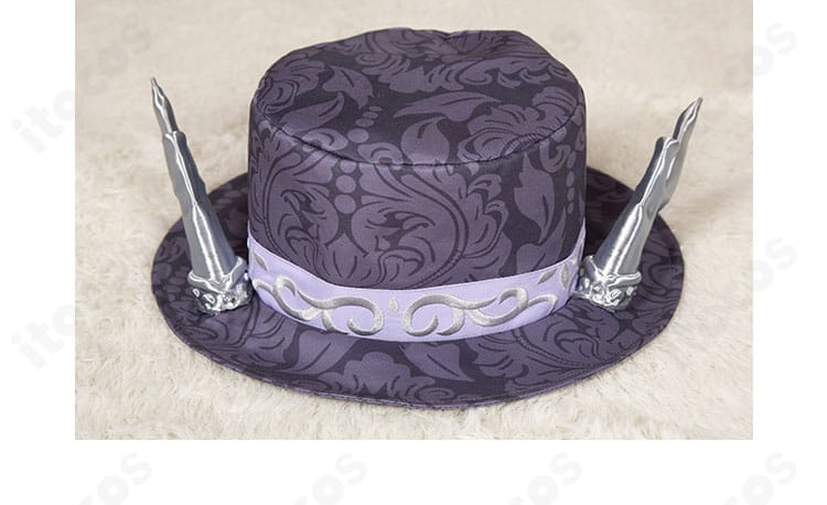 特製帽子装飾の詳細。キャラクター性を強める造形と配色を再現。