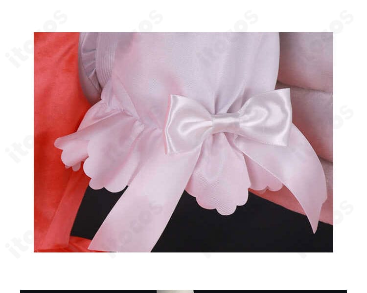 蝶の装飾ディテールのクローズアップ。木之本桜コスの象徴的モチーフを質感まで表現した近接写真。