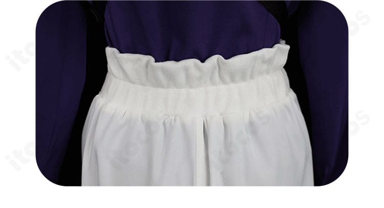 ボトムス詳細：パンツのウエスト周辺とシルエットを確認できるディテール画像。