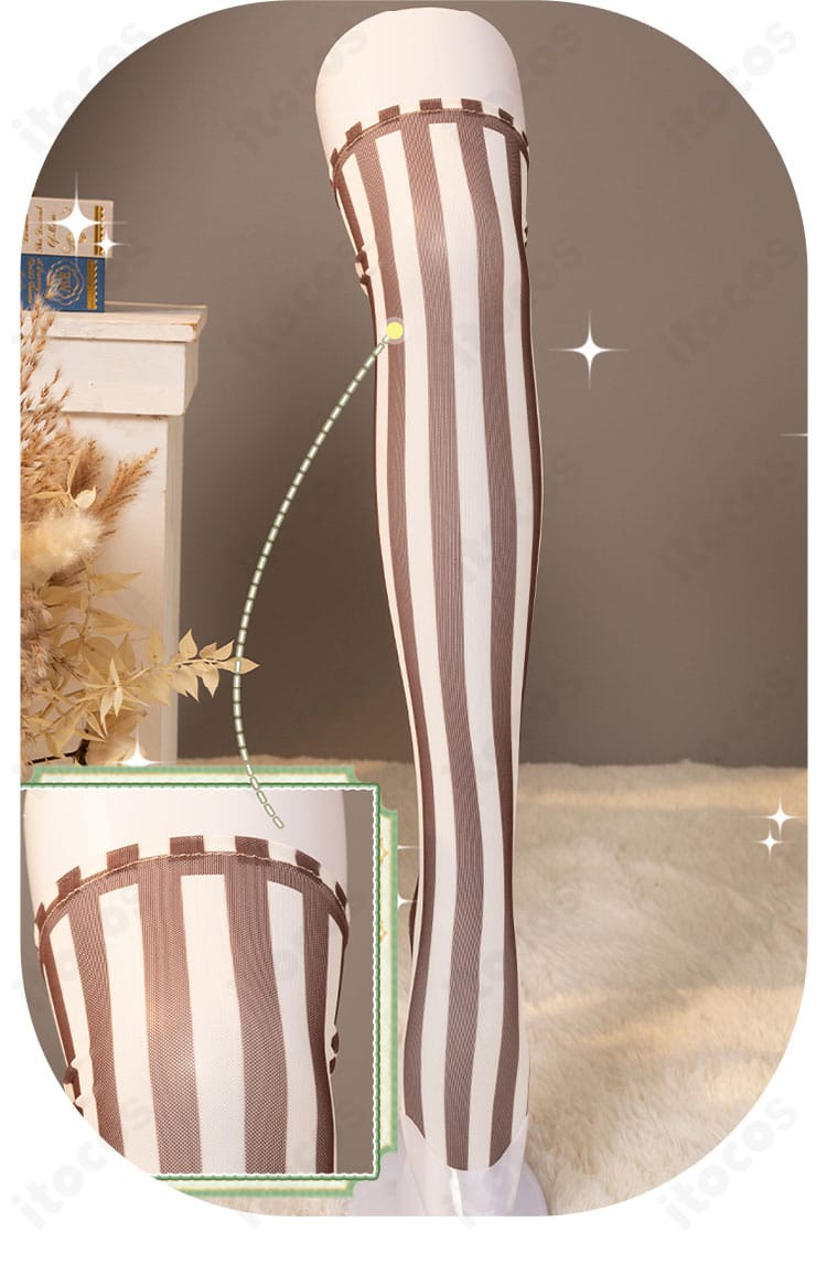 荘園茶会メイド衣装のレッグソックス装飾。足元の配色と飾りでコーデを引き締める