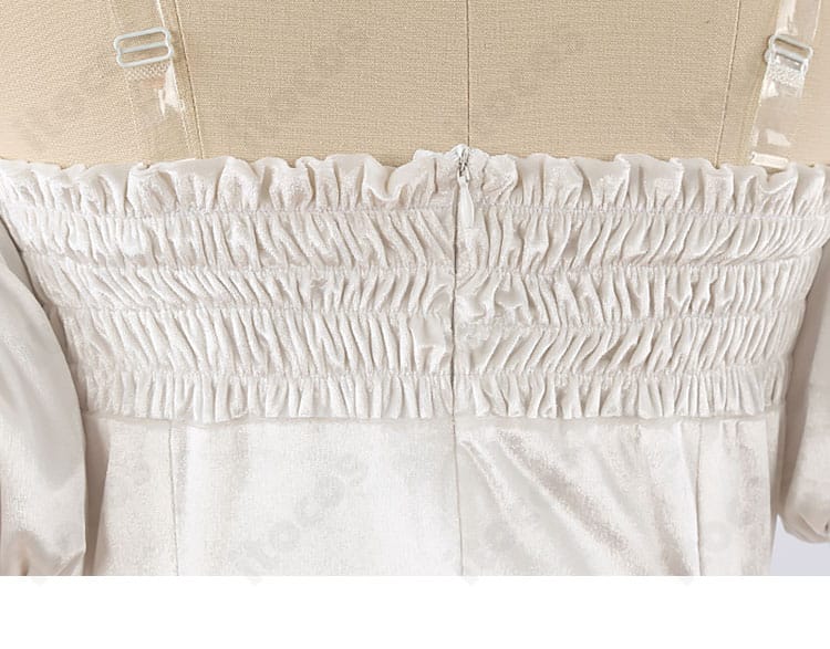 ALIEN STAGE スア コスプレ衣装の背面装飾詳細。リボンと装飾パーツの配置説明