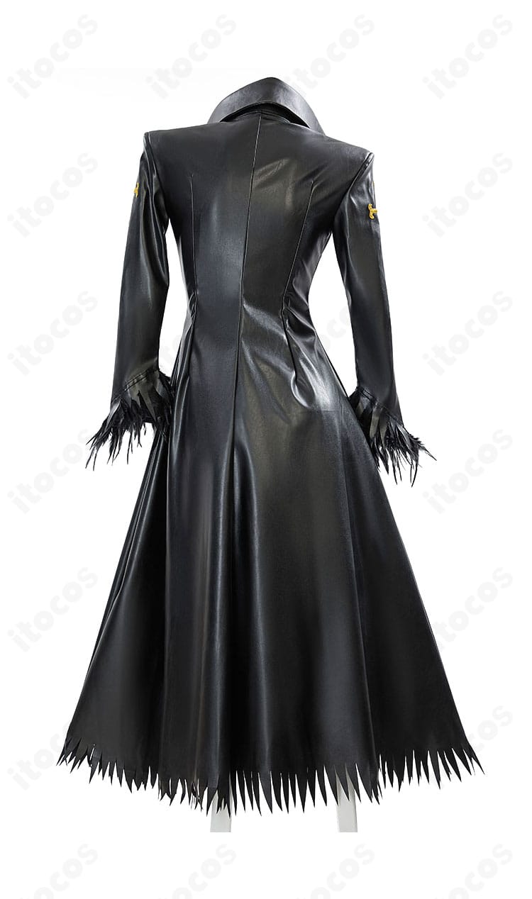 ONE PIECE ニコ・ロビン衣装 背面詳細。背中のフィット感とコートのライン、裾のバランスが分かる