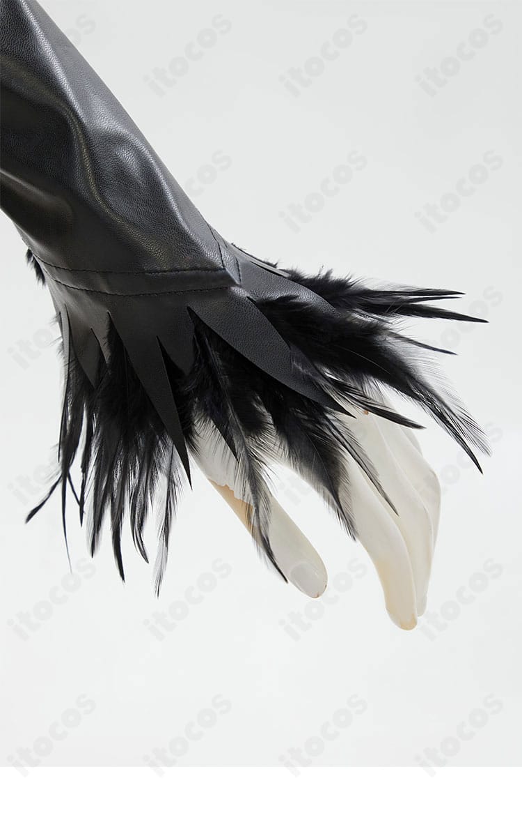 ONE PIECE ニコ・ロビン衣装 袖口ディテール。精緻な縫製と装飾の質感を示す接写