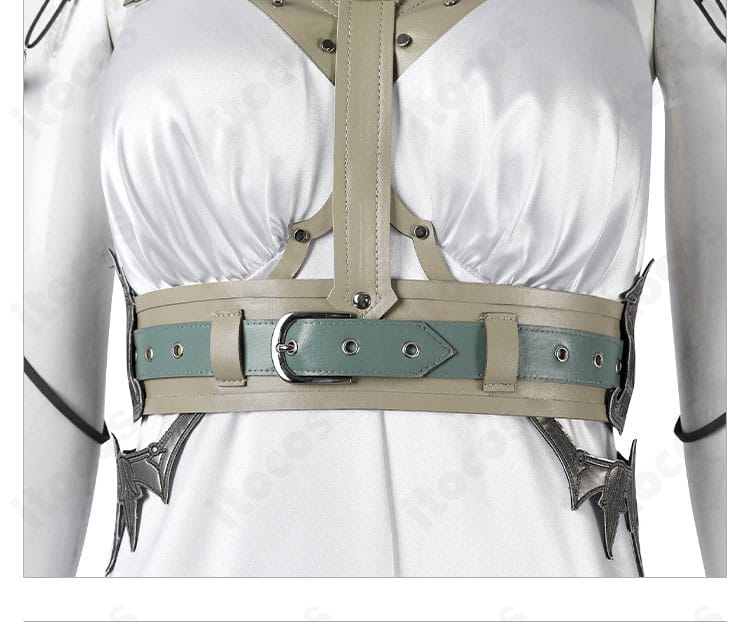 腰封の正面ディテール。ウエストを引き締める意匠と装飾のバランスが分かる画像。