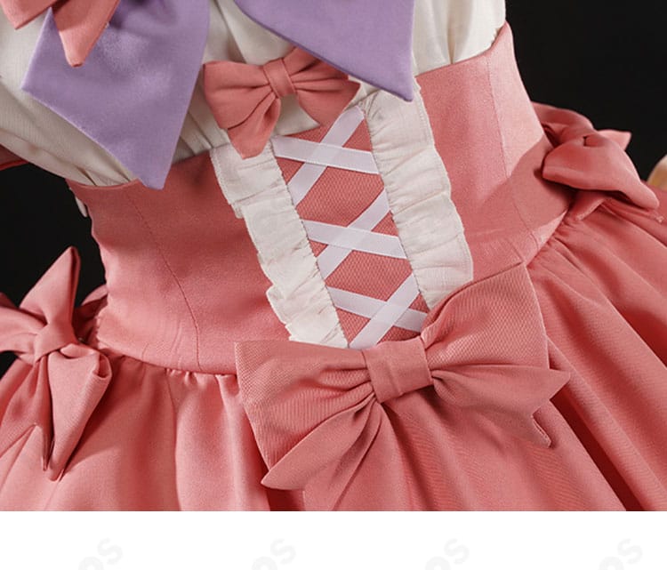 ウエスト～腰腹部の装飾ディテール（胸飾りとリボンの構成）