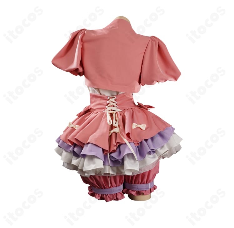 リリー・バリエル コラボ衣装の背面全体（背中のリボンとドレープ）