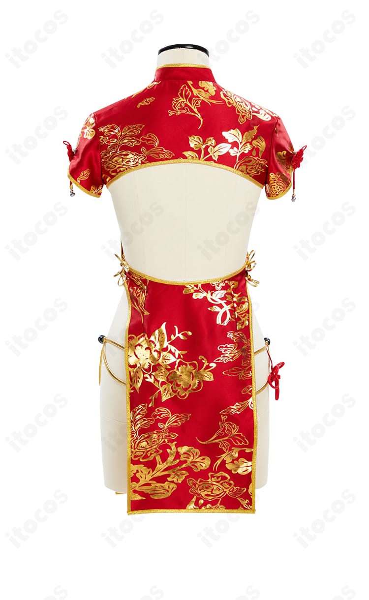 春麗コスプレ衣装 背面図。背中側の装飾バランスとドレス後ろの仕立てを示した写真。