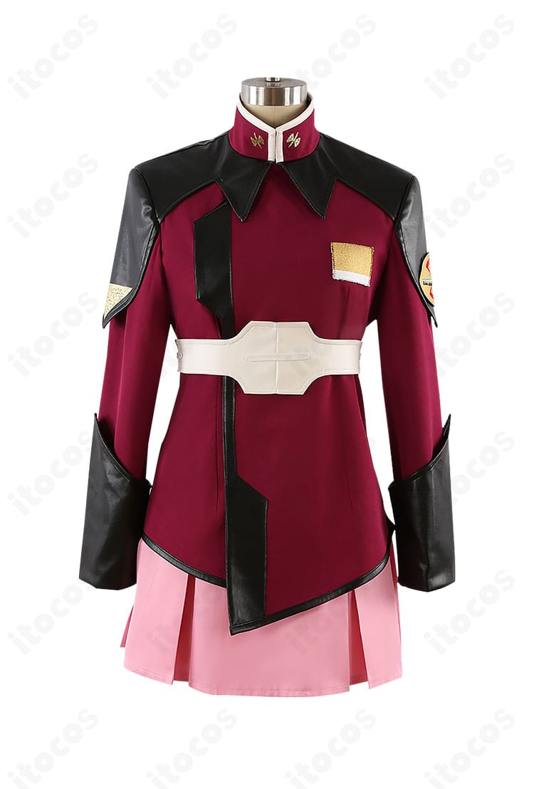 ルナマリア・ホーク制服コスプレの正面全身。襟元や胸元のライン、スカート丈まで忠実に再現したディテール。