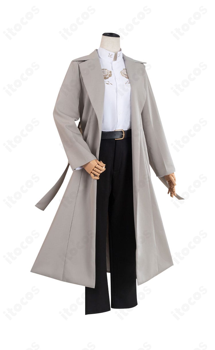 太宰治コスプレ衣装の右側面。コートのラペルラインと袖口、シャツの落ち感などディテールを確認。