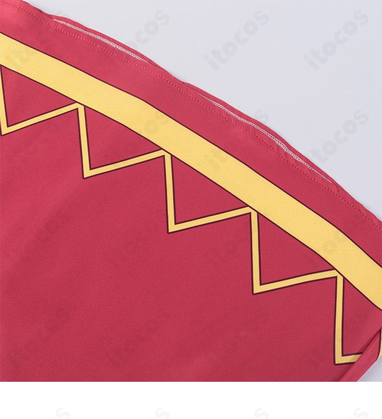 インナー裾（衣摆）のストライプ装飾。端処理まで丁寧な仕上げ。