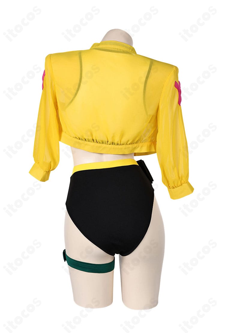 VALORANT キルジョイ標準衣装の背面画像。コートの後ろ姿やシーム配置、ウエスト周りのバランスを再現。