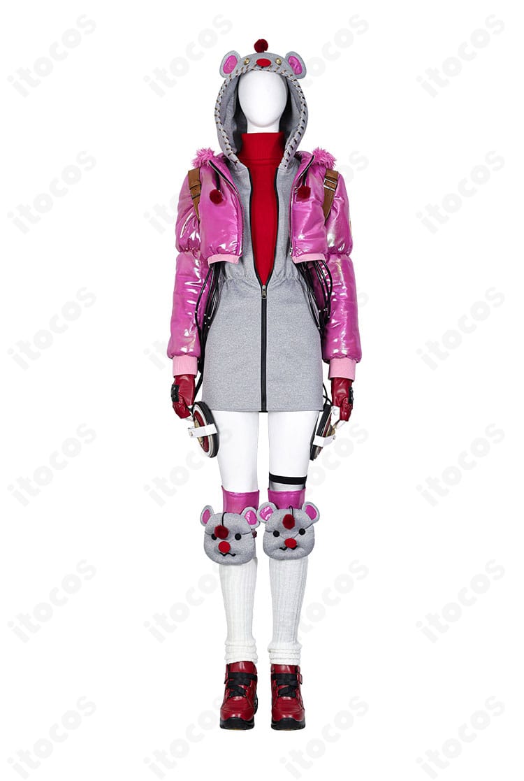 ユフィ×ワットソン モーグリMIXコスの正面全体像。コートとワンピースのレイヤードが分かる写真。