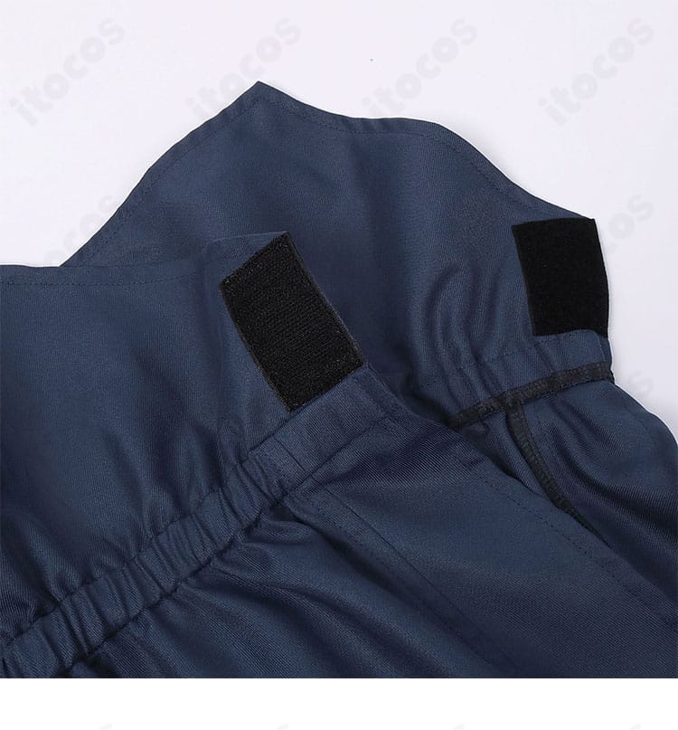 うちはサスケ コスプレ衣装の腰部結束部分の拡大。留め位置と紐の通し方