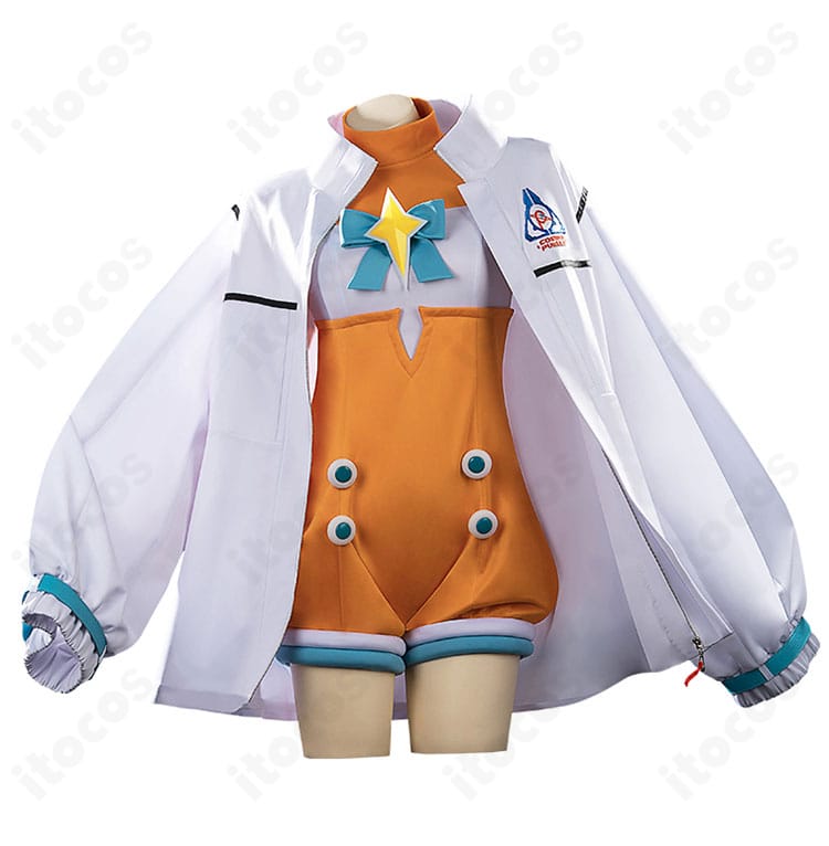 ネオユニヴァース エイプリルフール衣装コスプレの正面全身。コートとジャンプスーツ、胸元装飾の配置が見える。