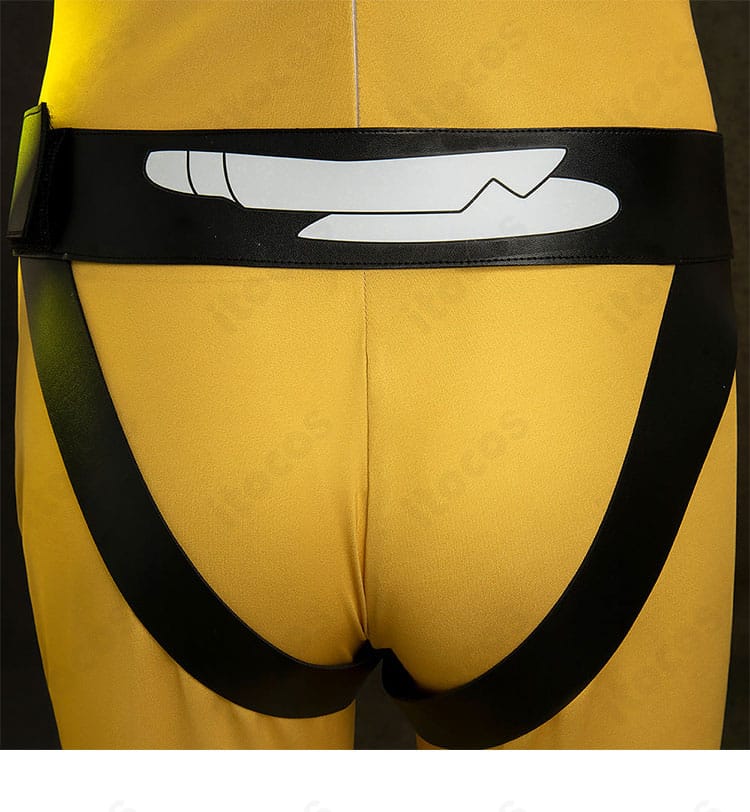 錫切夢子コスプレ衣装のパンツ背面ディテール。ヒップから裾にかけてのシルエットを確認