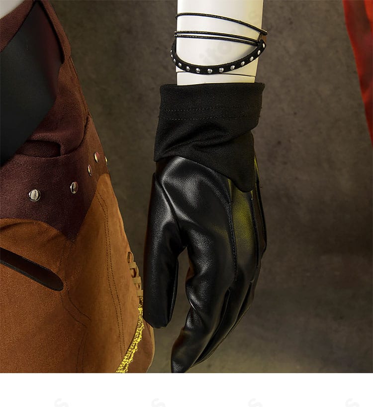 ティファ ウェスタンガイド姿コスプレ ネックアクセサリーと手袋の組み合わせ