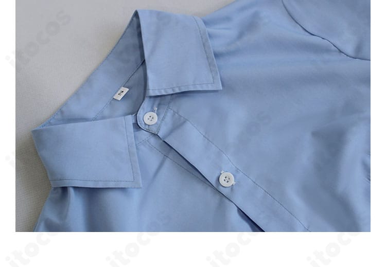 近江彼方コスプレの短袖襟元装飾。襟の形状とステッチ、首周りの収まりを示す詳細写真。