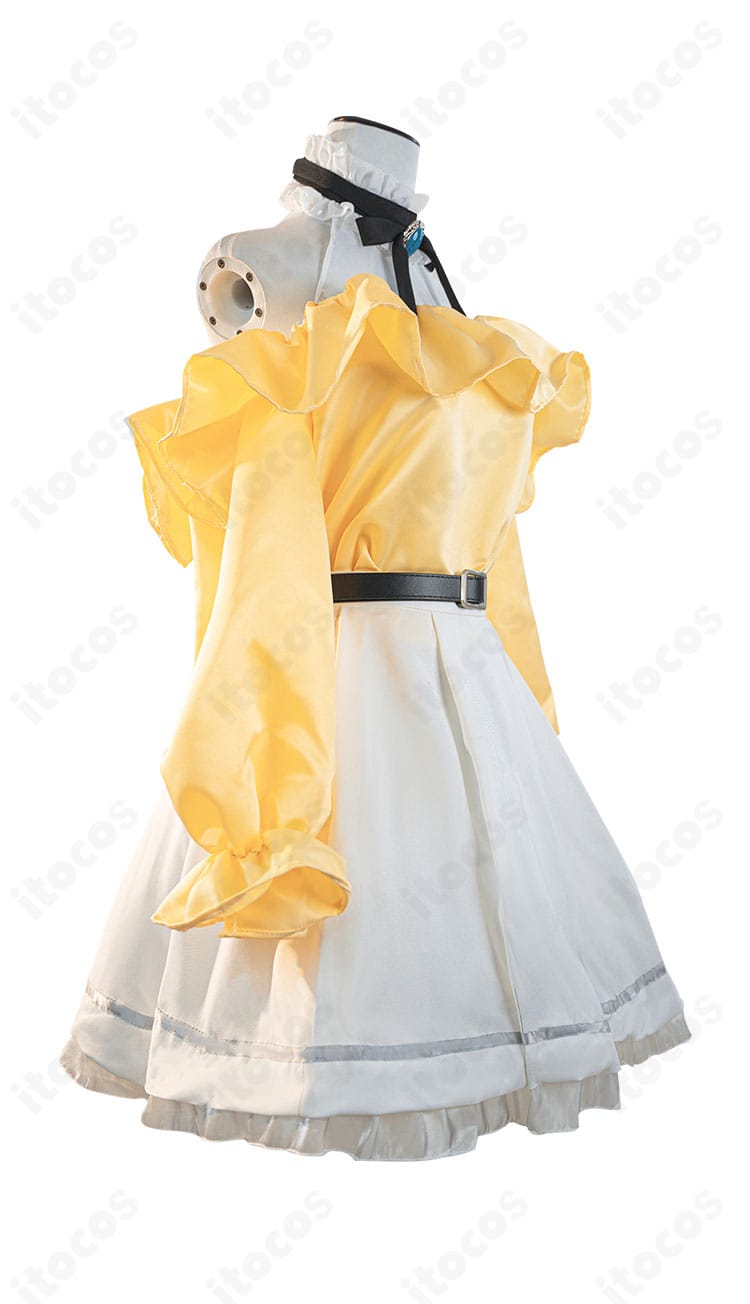 エミリア コラボ衣装の側面。スカートのドレープとリボンの結び、ベルト位置などディテールが分かるアングル。イベント向け高再現モデル。