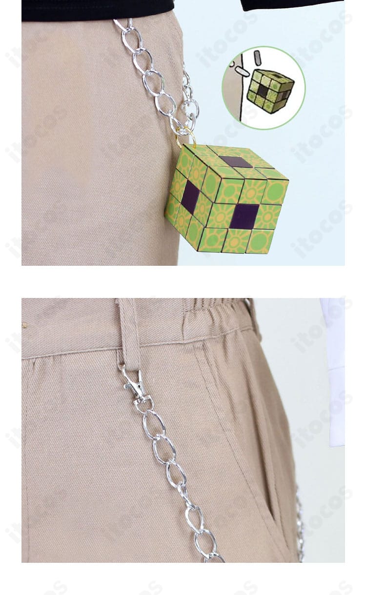 小道具のルービックキューブ。N（エヌ）コスに合わせた手持ちアクセでポージング映え。