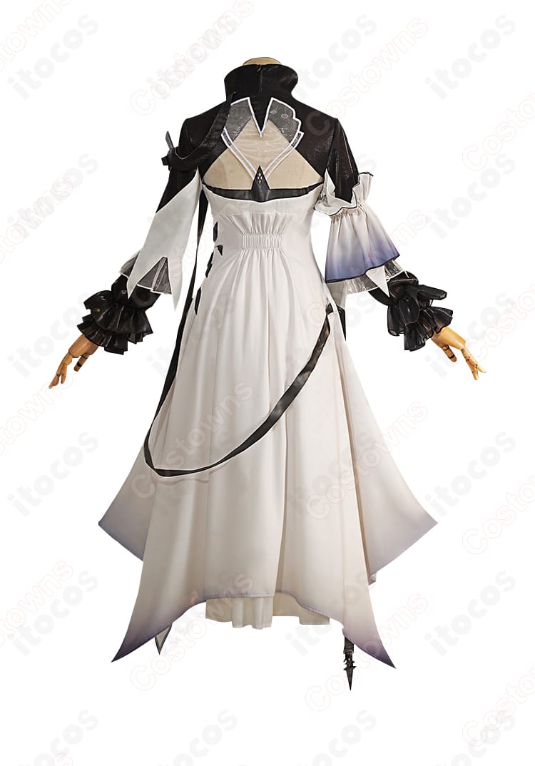 アークナイツ テレジア コスプレ衣装の背面。ローブの落ち感と後ろ開き構造、裾のラインを示す再現性の高い背面ディテール画像。